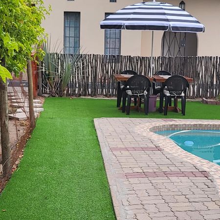 דירות Maun Luxury Oasis מראה חיצוני תמונה